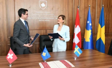 Kosova dhe Zvicra nënshkruajnë marrëveshje, 8.78 milionë franga për transformimin e gjelbër të bizneseve