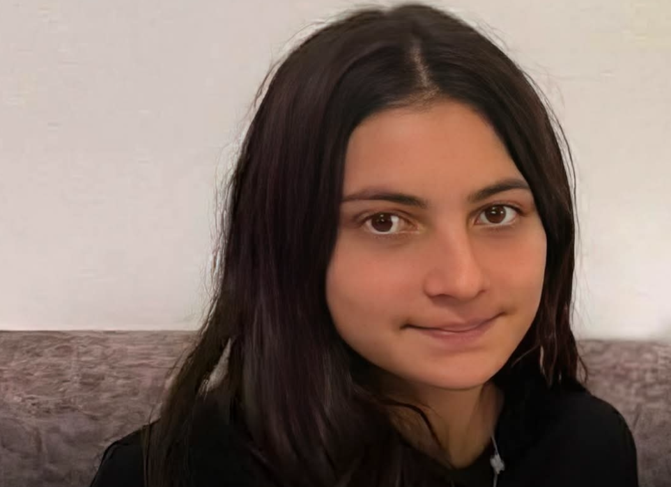 Zhduket e mitura nga Gramshi  familjarët apelojnë për ndihmë për gjetjen e 13 vjeçares