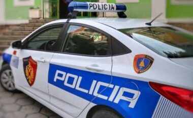 76-vjeçari në Kavajë prangoset pasi dyshohet se vrau të vëllanë