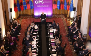 Rama mbledh sot Grupin Parlamentar të PS-së, në fokus integrimi në BE