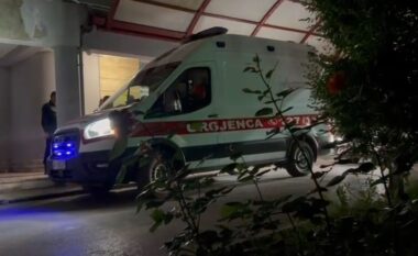 E rëndë, 4-vjeçari bie nga kati i dytë i banesës! I mituri në gjendje të rëndë, pritet transportimi drejt Tiranës