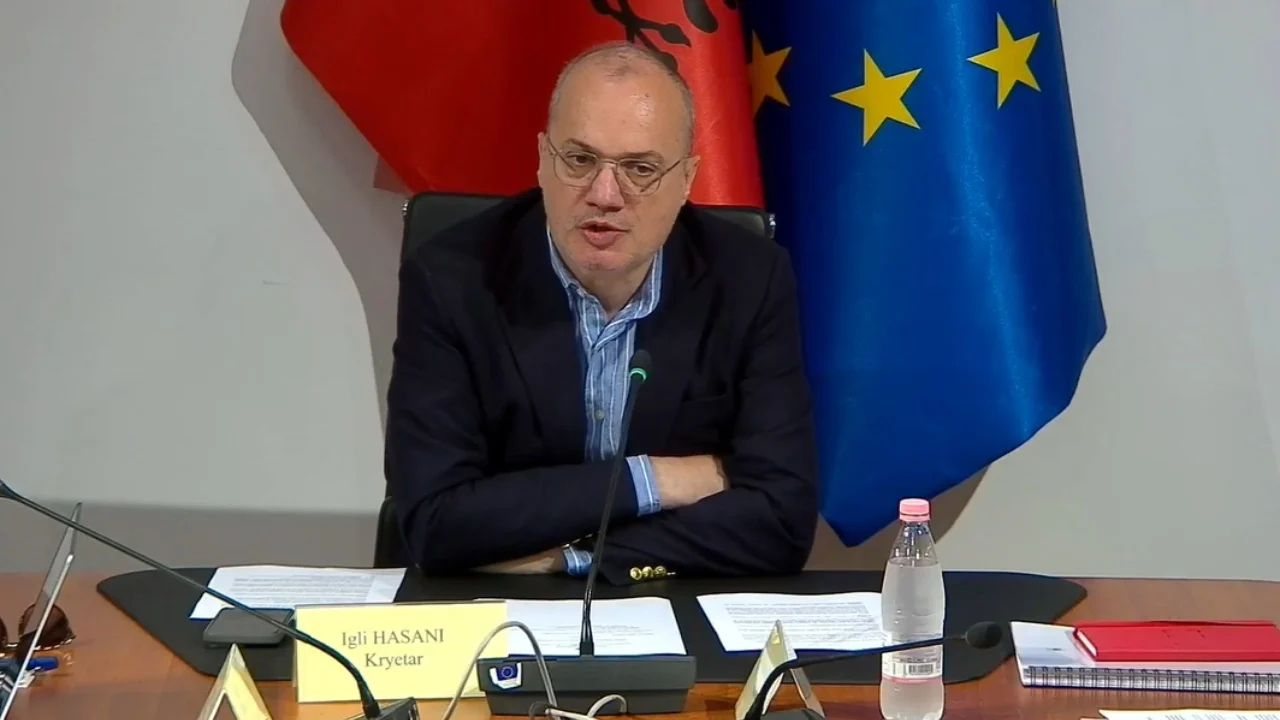Deklarata e Marjana Koçekut  Reagon kryetari i komisionit të Jashtëm  Hasani  Kushdo që ndihet e kërcënuar  t i drejtohet organeve
