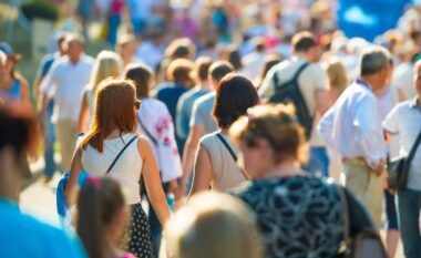 Shifrat/ Në një vit, 33 mijë të rinj më pak… shtohen me 8.3% të moshuarit mbi 85 vjeç