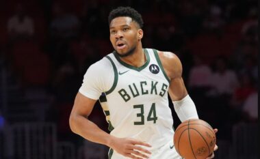 NBA/ Lëvizje e bujshme, “ylli” i Bucks transferohet te Miami Heat