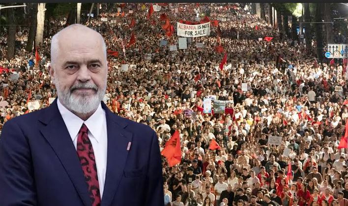 Rama sulmon sërish protestuesit  Problemi nuk janë flamingot  por sorrat dhe korbat që duan të marrin peng vendin
