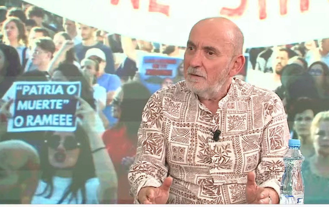 Protestat masive kundër qeverisë/ Fatos Lubonja: E