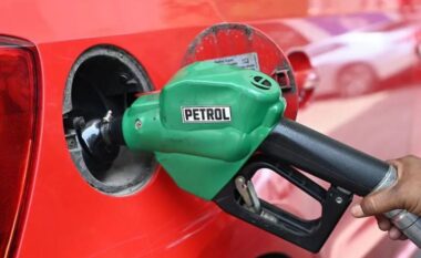 Bordi i Transparencës vendos çmime të reja, nafta dhe benzina do shiten me 3 lekë më pak për litër!