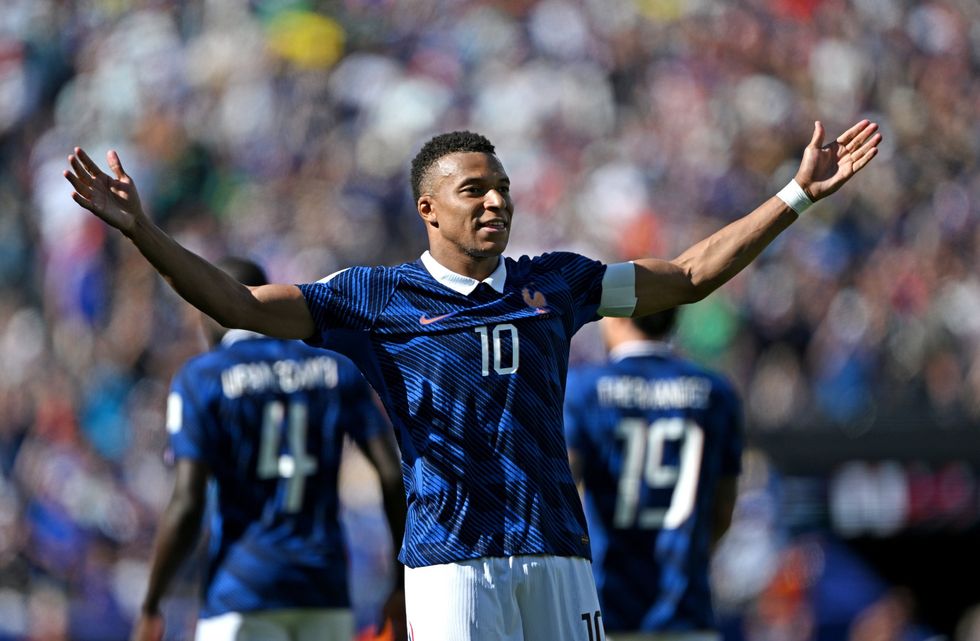 Mbappe shkruan histori me Francën  arrin 14 gola në Botëror dhe parakalon Messin e Pelen