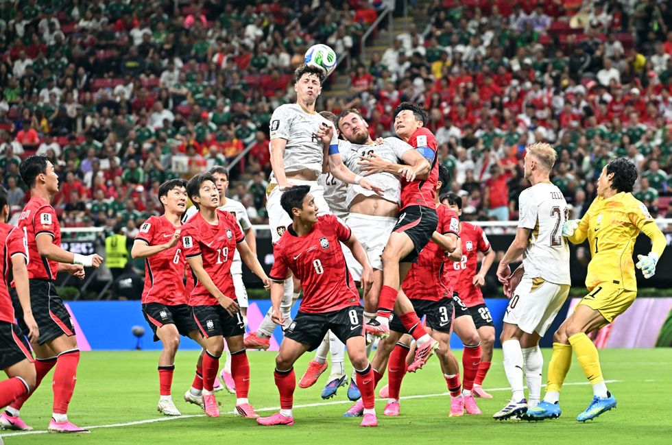 dyshime-per-spiunazh-ndaj-korese-se-jugut-para-sfides-me-meksiken-ne-kupen-e-botes