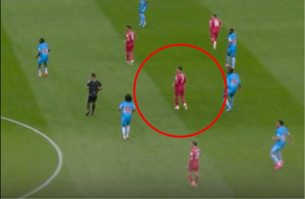 Çfarë përfaqëson stema e veçantë që Cristiano Ronaldo mban ndryshe nga pjesa tjetër e Portugalisë 