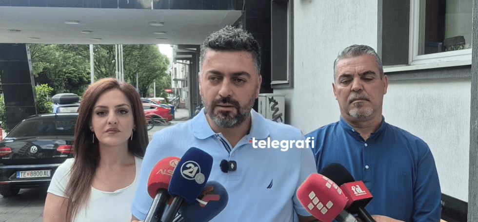 Opozita në Këshillin e Tetovës kërkon mbledhje urgjente për emërtimet e rrugëve  vendimi i Kushtetueses cilësohet goditje për identitetin shqiptar