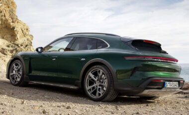 Porsche ndalon prodhimin e dy varianteve të Taycan