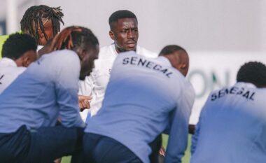 Kaos te nënkampioni i Afrikës? Futbollistët porosisin ushqim vetë, ndërsa trajneri mbetet pa kontratë dhe pa rrogë