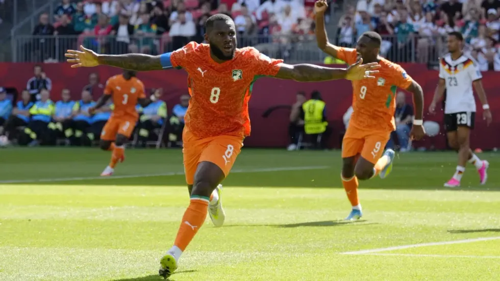 Kessie i jep avantazhin Bregut të Fildishtë, Gjermania në disavantazh pas 45 minutave të para