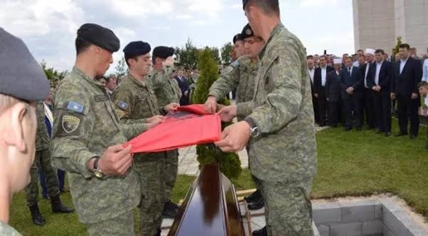 Pas identifikimit me ADN  sot i jepet lamtumira e fundit dëshmorit Hajdar Pepaj