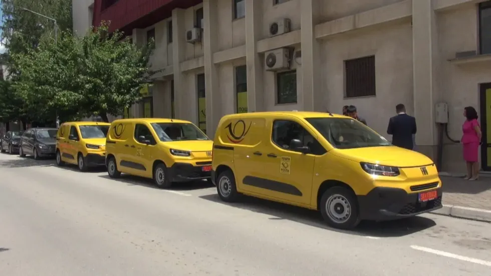 Posta pajis automjetet e reja me kamera për mbikëqyrjen e plotë të shpërndarjes së pakove