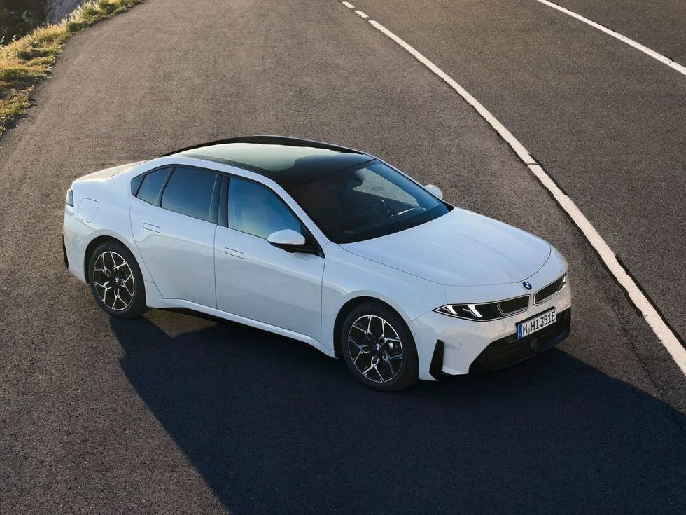 BMW brings the electric i3 to the European market earlier due to high demand