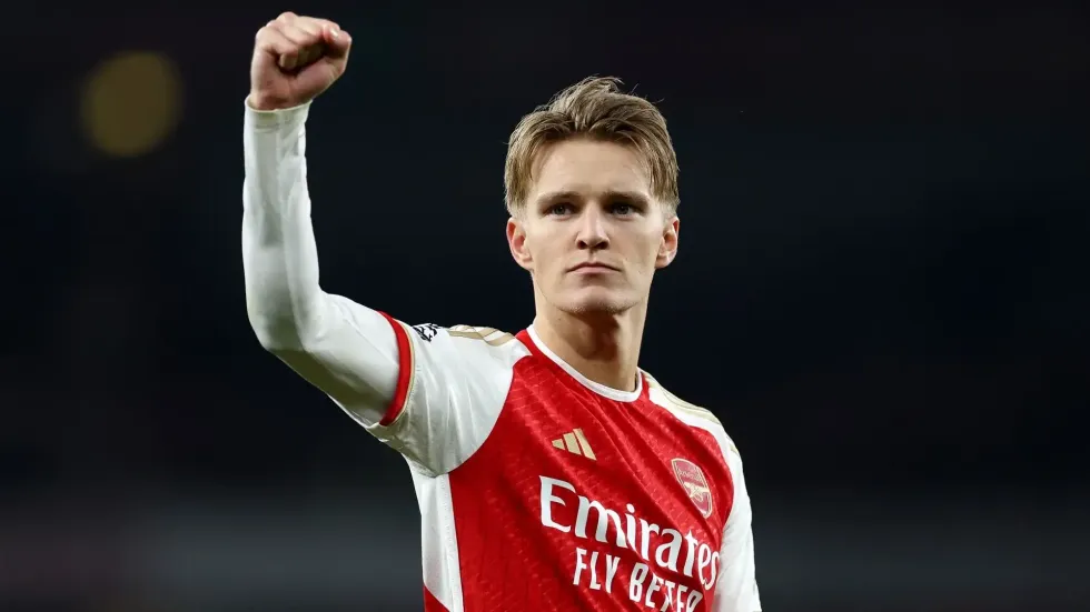 Arsenali mund të ndahet me një emër të madh gjatë verës