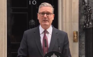 Keir Starmer njofton largimin si Kryeministër dhe lider i Laburistëve, mes emocionesh në fjalimin e lamtumirës