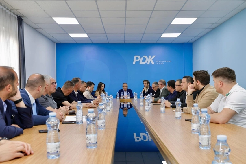 Pas pretendimeve të Haxhiut dhe Kryeziut  hapen pikëpyetje për numërimin e votave brenda PDK së