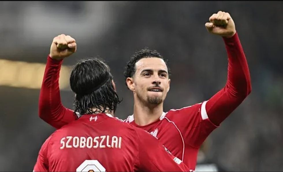 Liverpooli i thotë jo ofertës së Interit për Curtis Jones