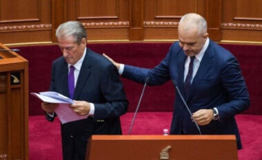 Dibran Hoxha: Për protestat në Shqipëri përgjegjës janë vetëm Edi Rama dhe Sali Berisha