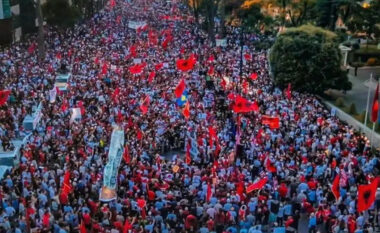 Arben Gashi: Shkaku i protestave në Shqipëri është i brendshëm dhe jo i lidhur me Kosovën