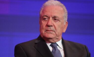 Belgjika nxjerr urdhër arresti për Dimitris Avramopoulos në kuadër të hetimeve për “Qatargate”