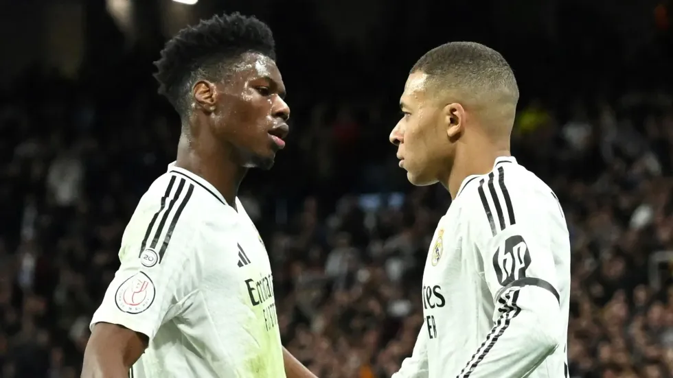 Real Madridi hap derën për shitjen e Aurelien Tchouamenit  Manchester United futet në garë