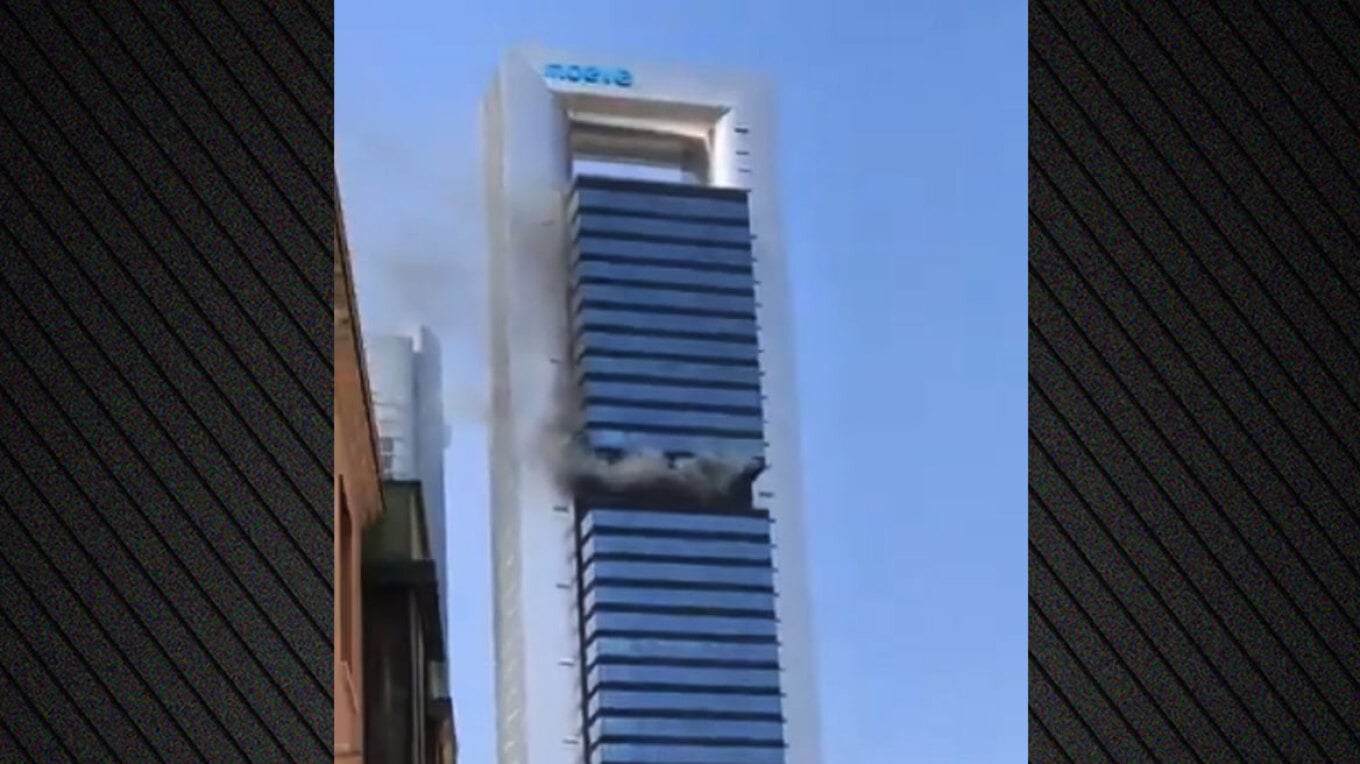 Madrid on alert as a major fire breaks out at the Moeve tower  hundreds evacuated
