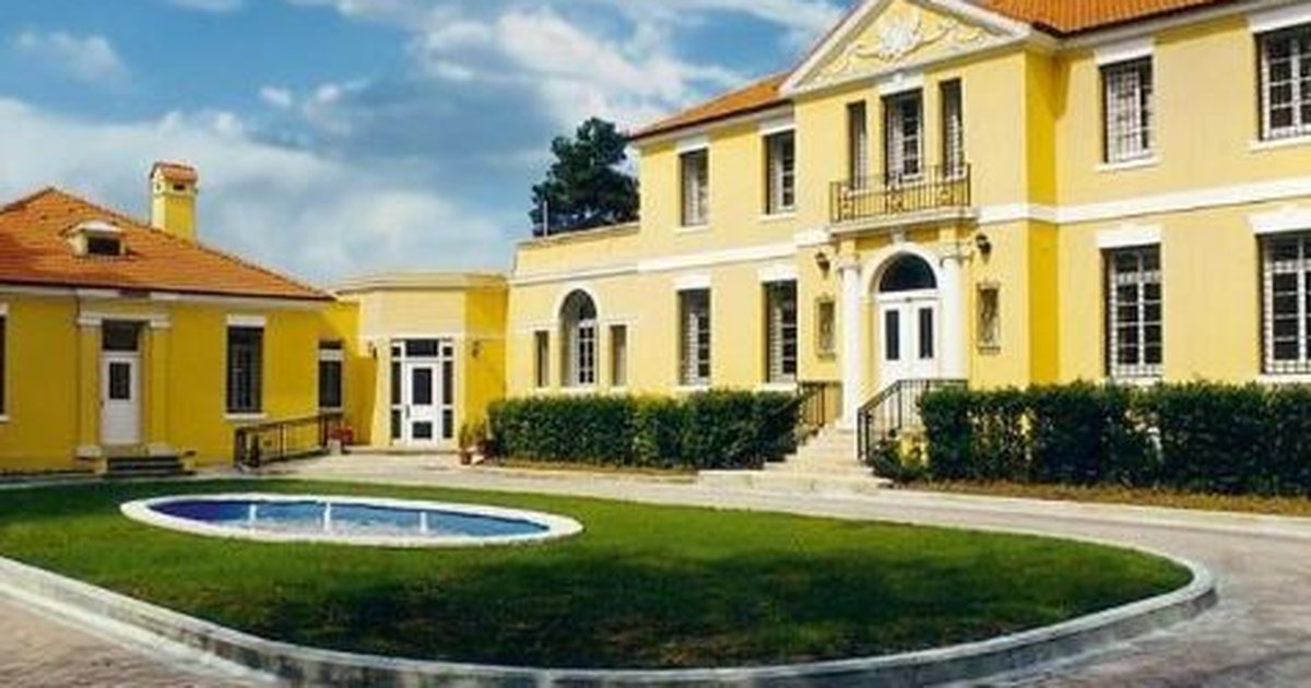 Ambasada amerikane hedh poshtë deklaratat e protestuesit: Akuzat për kërcënime në emrin tonë janë krejtësisht të rreme