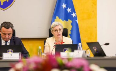 Qeveria në detyrë miraton dy vendime për pezullim të përkohshëm të akteve të Odës së Avokatëve të Kosovës