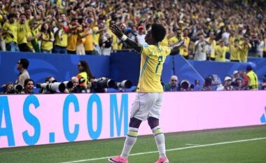 Brazili shkëlqen me Vini Jr dhe mposht bindshëm Skocinë