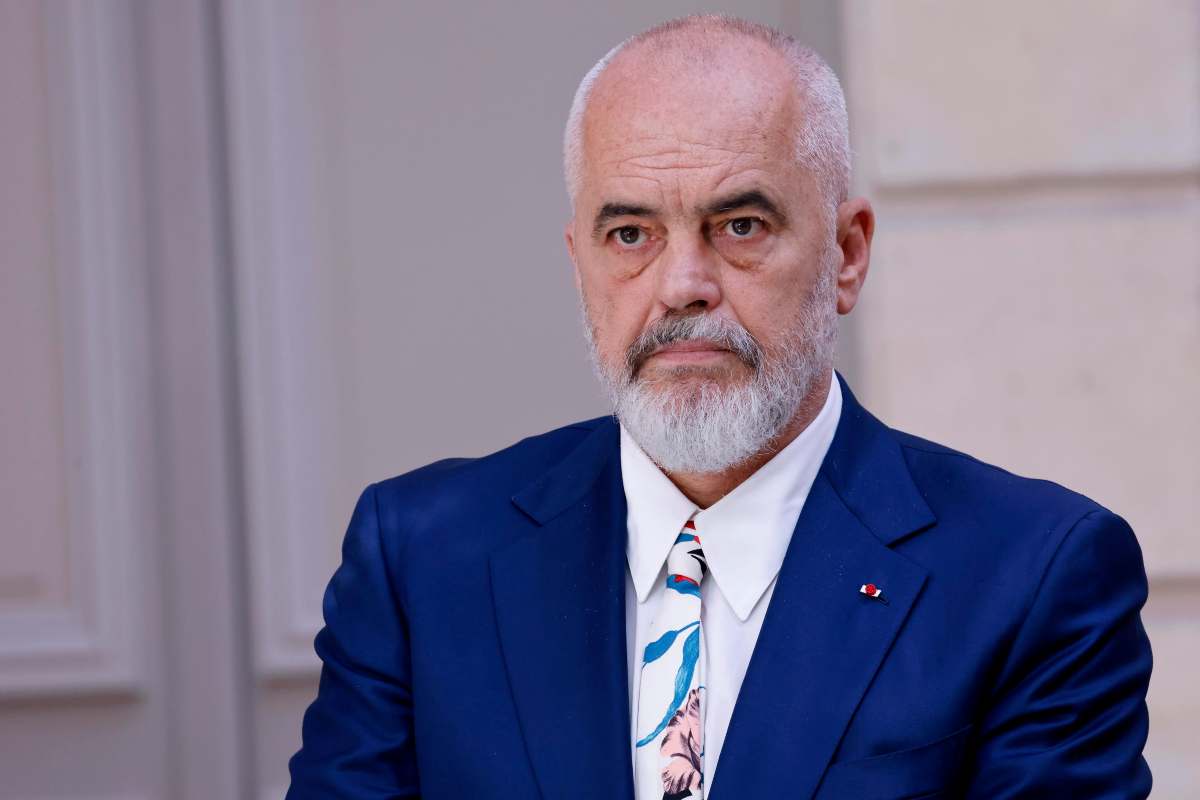 “Mos e merrni as në konsideratë dorëheqjen”/ Rama publikon mesazhin e një qytetari: Asgjë s’na ndal