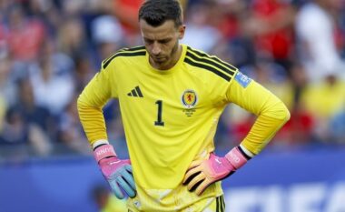 Pas tri golave të pësuar në sfidën e fundit të Botërorit, Angus Gunn përflitet për një lëvizje surprizë te Man Utd