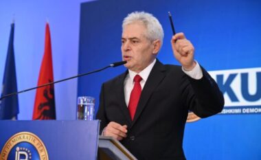 Ali Ahmeti shpreh alarm për protestat në Shqipëri: Sipas tij, protestuesit kanë rënë në kurthin e armiqve