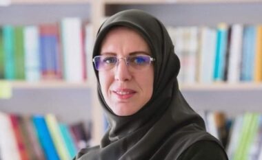 Igballe Huduti i përgjigjet Ramës pas etiketimit si “motra” e Kasem Sulejmanit: Në protestë dal kundër padrejtësive, Zoti sheh veprat tona