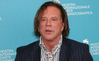 Mickey Rourke ngjall shqetësim te fansat, fotografohet pa dhëmbë në Los Angeles