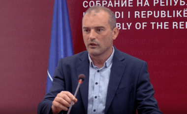 Snopçe kërkon sqarim se kur do të ndryshohen emrat e mbetur nga ish-Jugosllavia