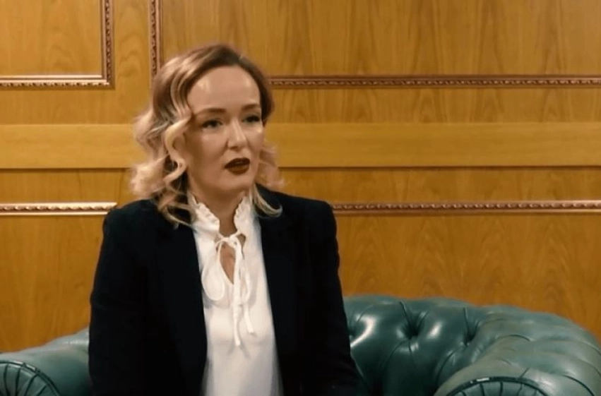 Adriana Matoshi i përgjigjet deklaratave të kundërta të Lumir Abdixhikut