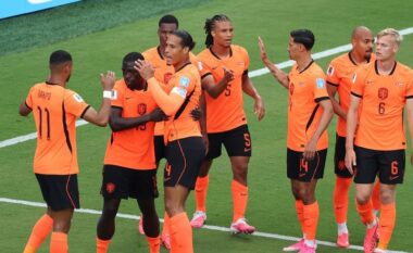 Holanda mbyll Grupin F me fitore ndaj Tunizisë dhe cakton përballjen e radhës me Marokun