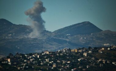 Sulmi ndaj një anijeje në Ngushticën e Hormuzit ndal evakuimin e mbi 11 mijë marinarëve