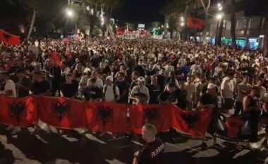 Dita e 27-të e protestës para Kryeministrisë, qytetarët përsërisin kërkesën e panegociueshme për largimin e Edi Ramës
