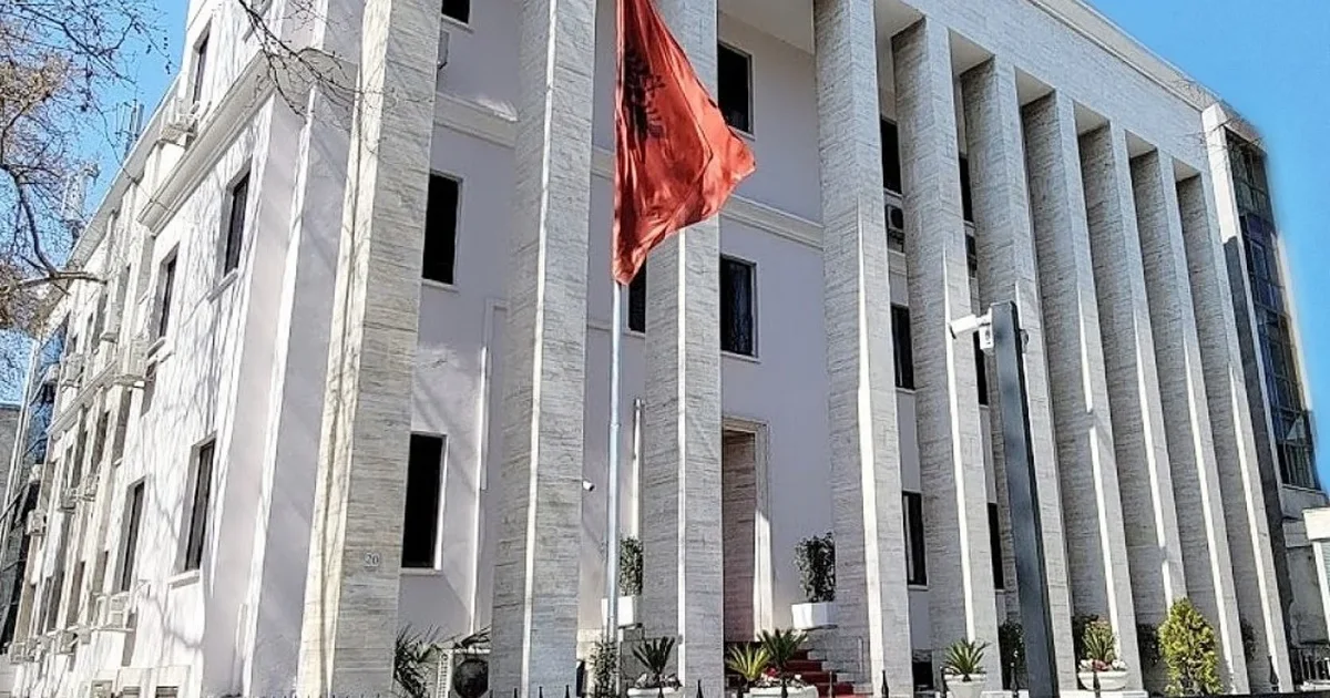 Gjykata e Lartë çel procedurën për përzgjedhjen e 3 anëtarëve të rinj të KLGJ së pas përfundimit të mandatit në dhjetor