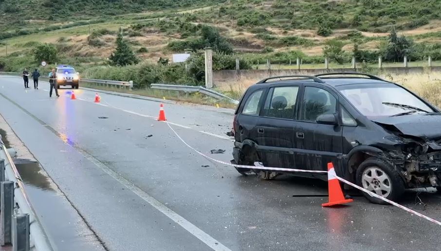 Aksident në aksin Lin Pogradec  humb jetën në spital shoferi 32 vjeçar