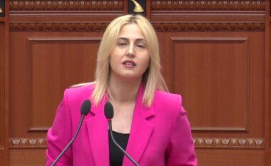 ‘Struc i Nartës’, Zhupa-Jaupajt: S’të vjen pak turp? Jep dorëheqjen dhe shijo jetën
