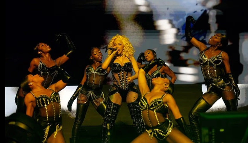 Cardi B tërheq vëmendjen me paraqitjen e saj në New Orleans