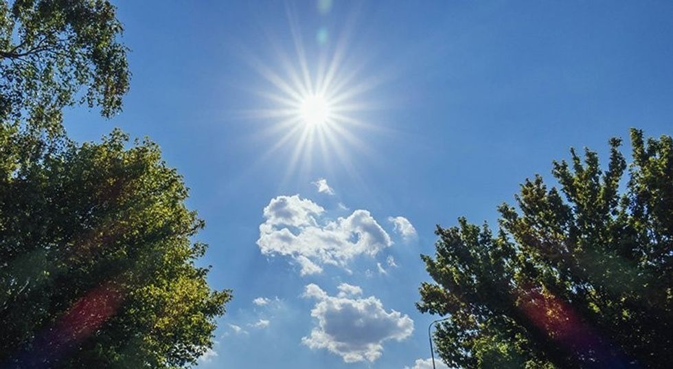kushte-atmosferike-te-qendrueshme-zbuloni-si-do-te-jene-temperaturat
