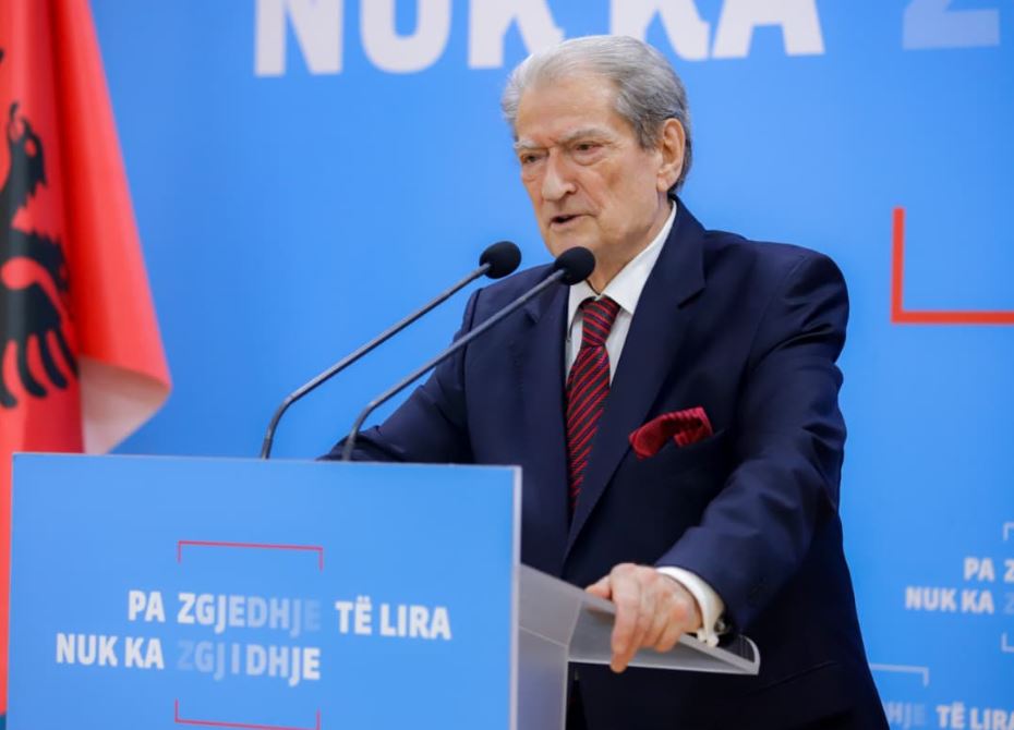 Berisha  PD nuk hyn në seancat plenare derisa PS të sjellë amendamentet për kërkesat e protestuesve  deputetët do të marrin pjesë vetëm në komisione
