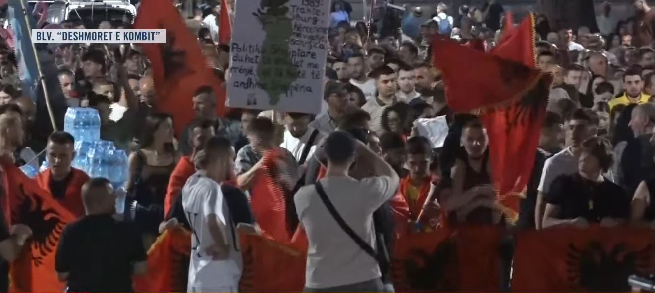  Nesër më shumë   38 kundër Ramës nisin marshimin në Tiranë   Ju erdhi fundi 